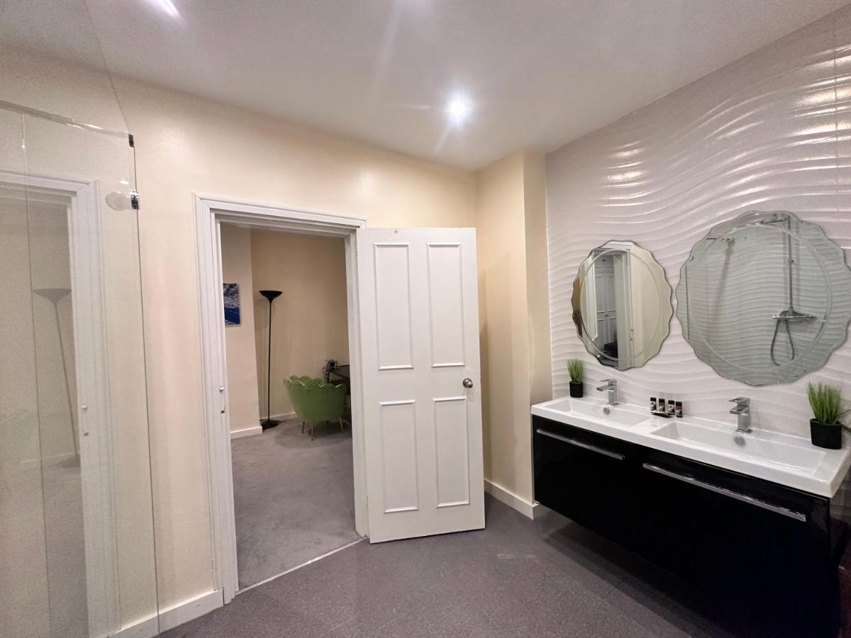 Central London 5-Bedroom, 4 Baths Lovely Villa In Marylebone Exteriör bild